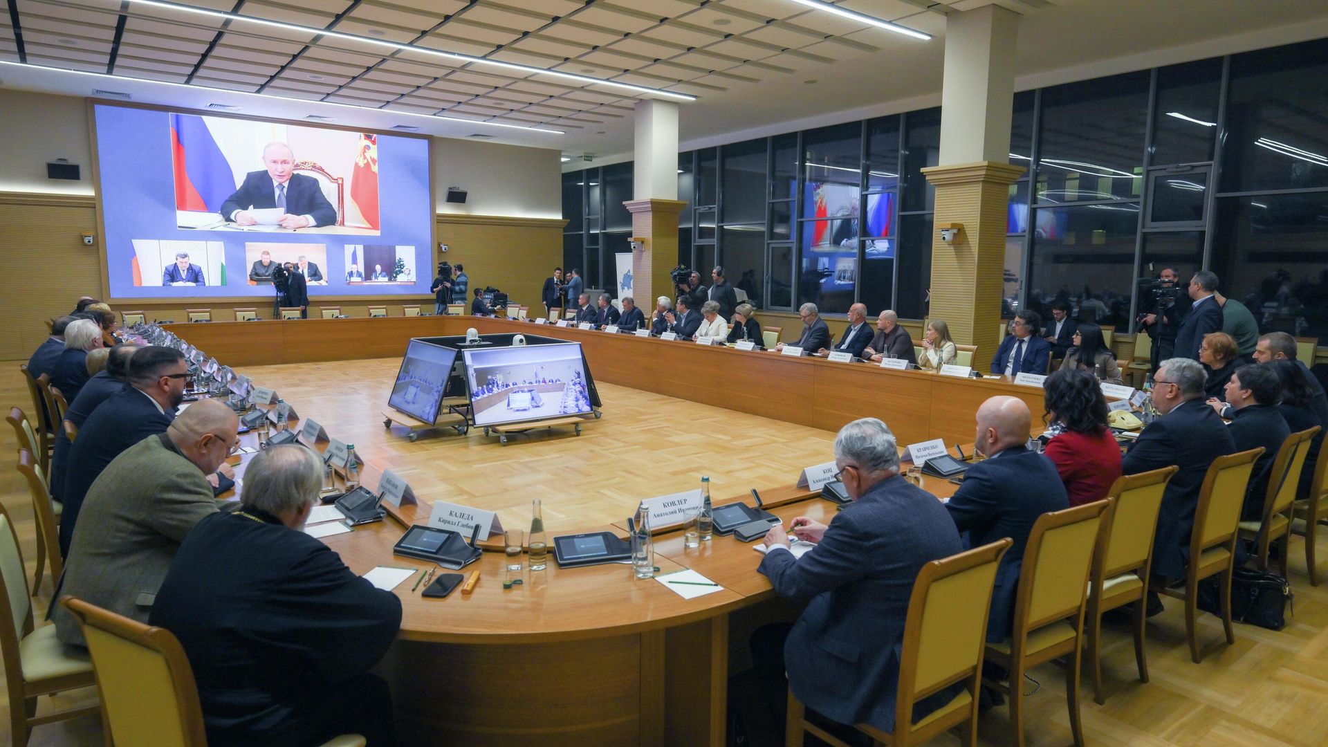Заседание Совета при президенте РФ по развитию гражданского общества и правам человека Заседание Совета при президенте РФ по развитию гражданского общества и правам человека - РИА Новости, 1920, 15.12.2025