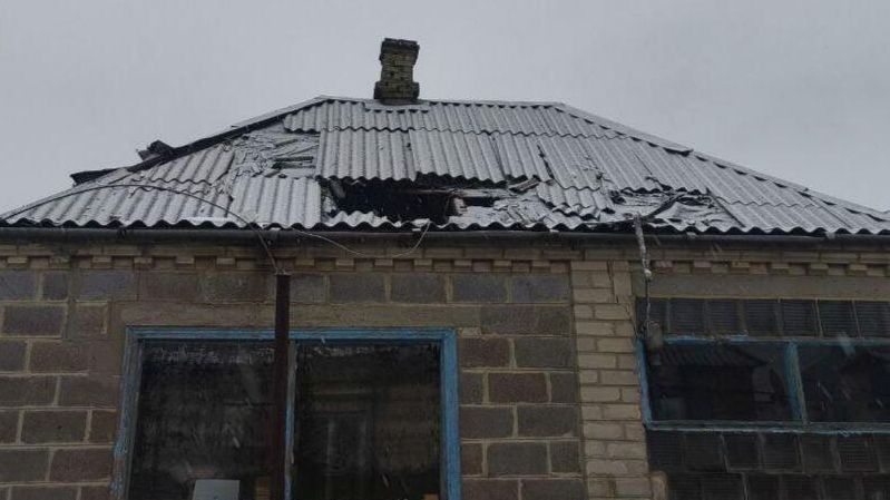 Последствия атаки беспилотника украинских войск по Волновахе Последствия атаки беспилотника украинских войск по Волновахе - РИА Новости, 1920, 10.12.2025