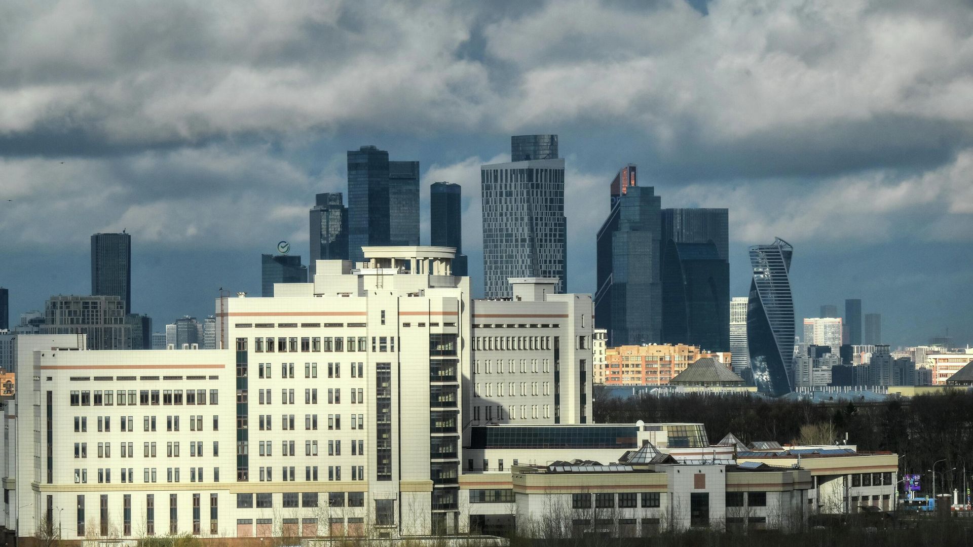 Шуваловский корпус МГУ имени М. В. Ломоносова - РИА Новости, 1920, 02.10.2026