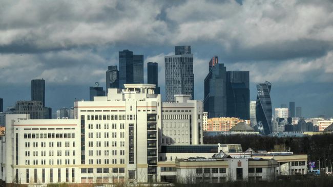Шуваловский корпус МГУ имени М. В. Ломоносова