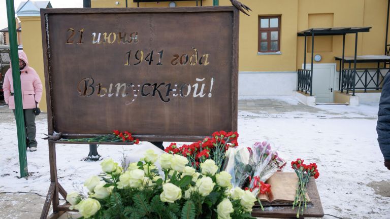 На Куликовом поле открыли новый памятник Классный журнал На Куликовом поле открыли новый памятник Классный журнал