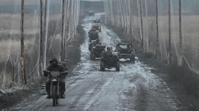 Дорога на Красноармейском направлении СВО