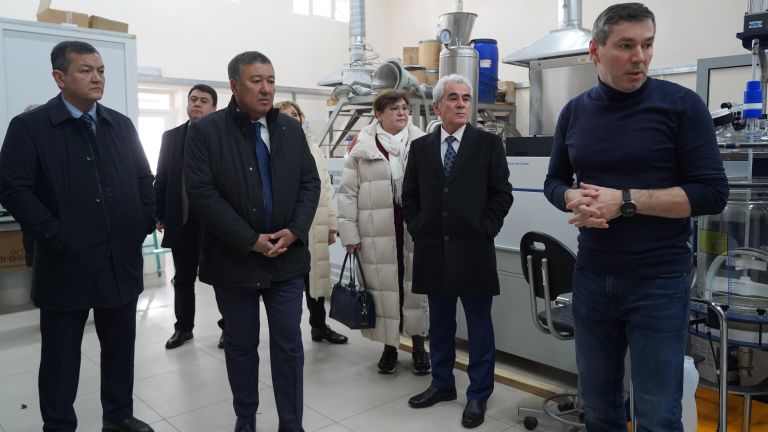 Экскурсия для гостей по КБГУ Экскурсия для гостей по КБГУ