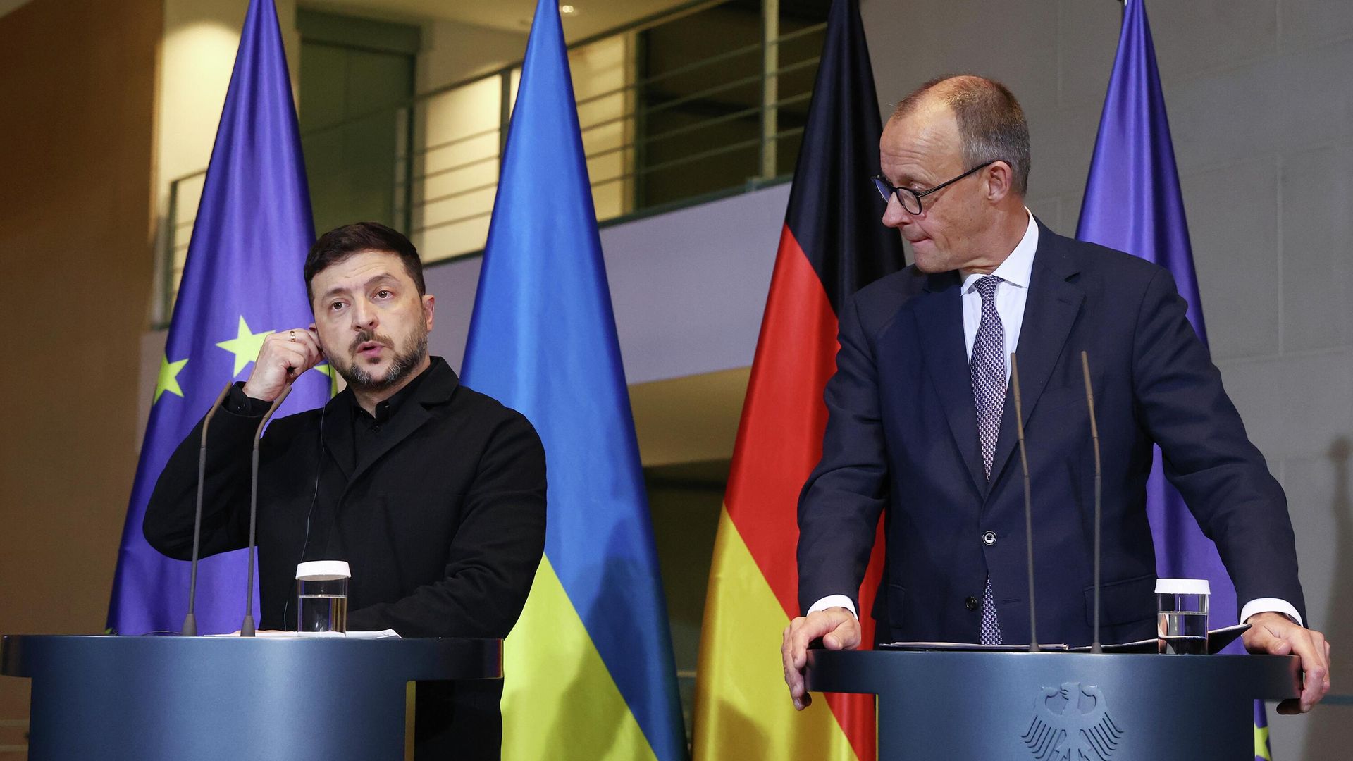 Канцлер Германии Фридрих Мерц и Владимир Зеленский во время пресс-конференции в Берлине Канцлер Германии Фридрих Мерц и Владимир Зеленский во время пресс-конференции в Берлине - РИА Новости, 1920, 07.01.2026