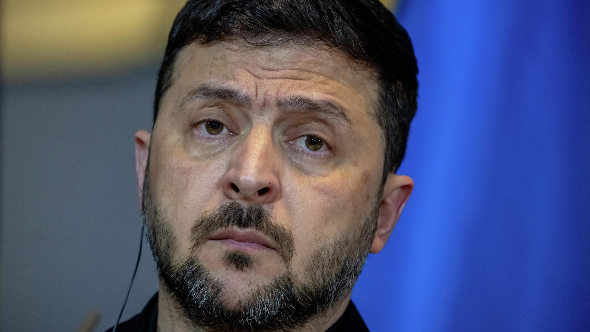 Владимир Зеленский во время пресс-конференции в Берлине Владимир Зеленский во время пресс-конференции в Берлине - РИА Новости, 1920, 16.12.2025