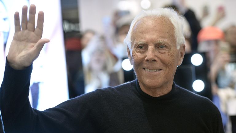 Итальянский модельер и предприниматель, основатель компании Armani Джорджио Армани Итальянский модельер и предприниматель, основатель компании Armani Джорджио Армани
