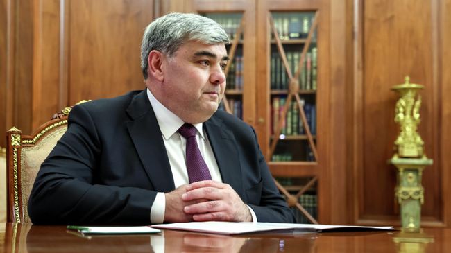 Глава Кабардино-Балкарской Республики Казбек Коков во время встречи с президентом России Владимиром Путиным