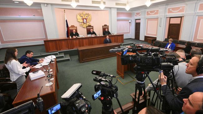 Рассмотрение жалобы по делу о квартире певицы Ларисы Долиной в Верховном суде России