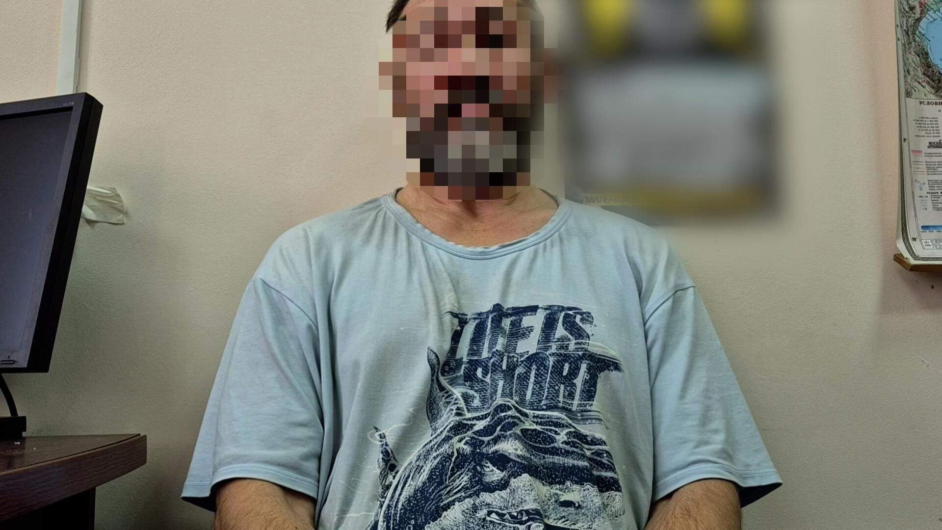 Не попал в ВСУ из-за долгов. Задержанный житель Кубани о том, как собирался поехать на Украину Не попал в ВСУ из-за долгов. Задержанный житель Кубани о том, как собирался поехать на Украину - РИА Новости, 1920, 17.12.2025