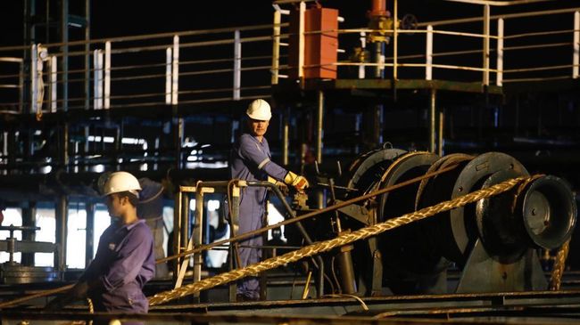 Нефтеперерабатывающий завод Эль-Палито в Пуэрто-Кабельо, Венесуэла
