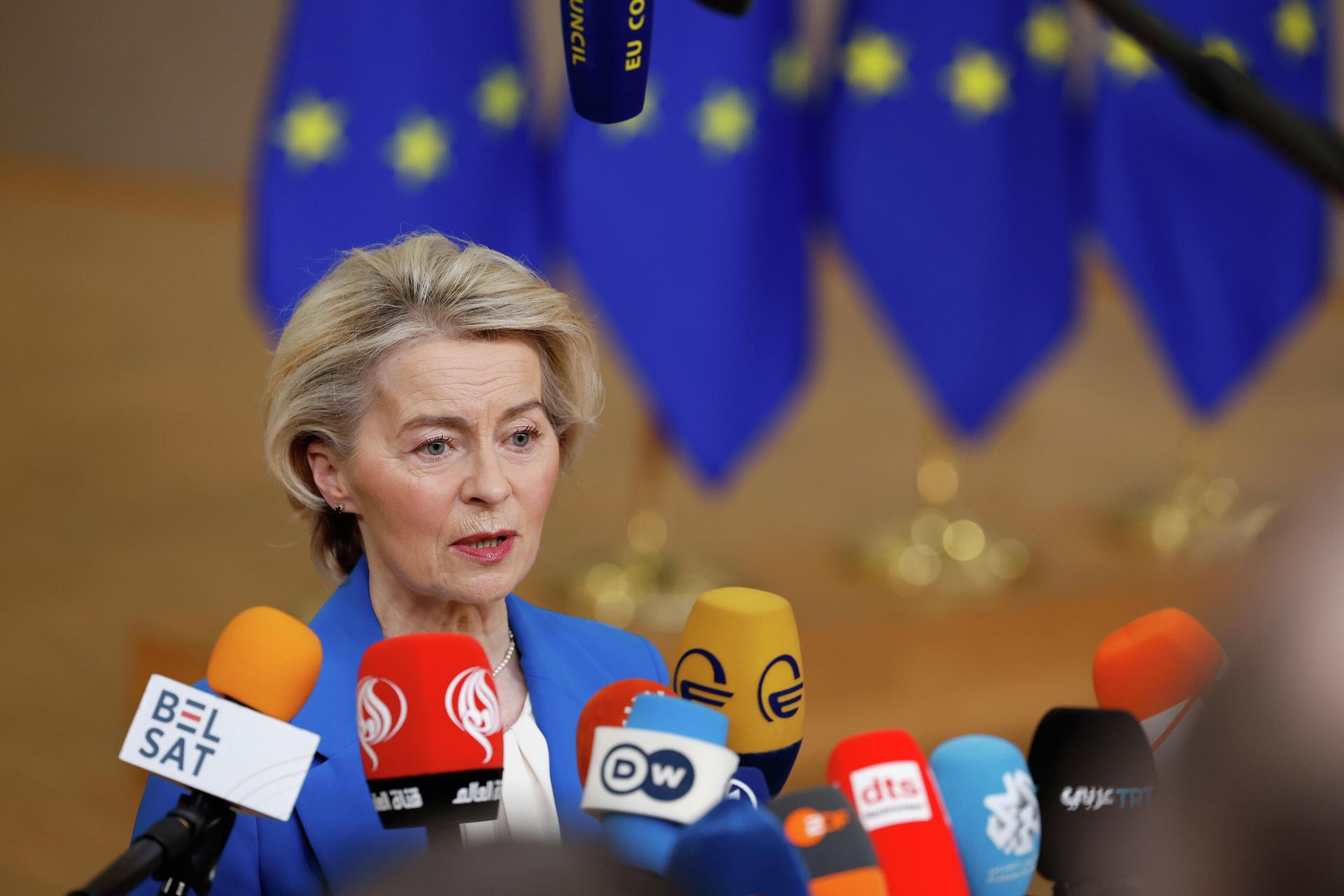 Глава Еврокомиссии Урсула фон дер Ляйен во время саммита ЕС в Брюсселе Глава Еврокомиссии Урсула фон дер Ляйен во время саммита ЕС в Брюсселе - РИА Новости, 1920, 24.12.2025