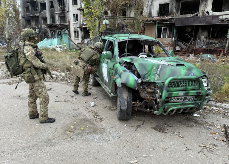 Военнослужащие Вооруженных сил РФ в Красноармейске Военнослужащие Вооруженных сил РФ в Красноармейске
