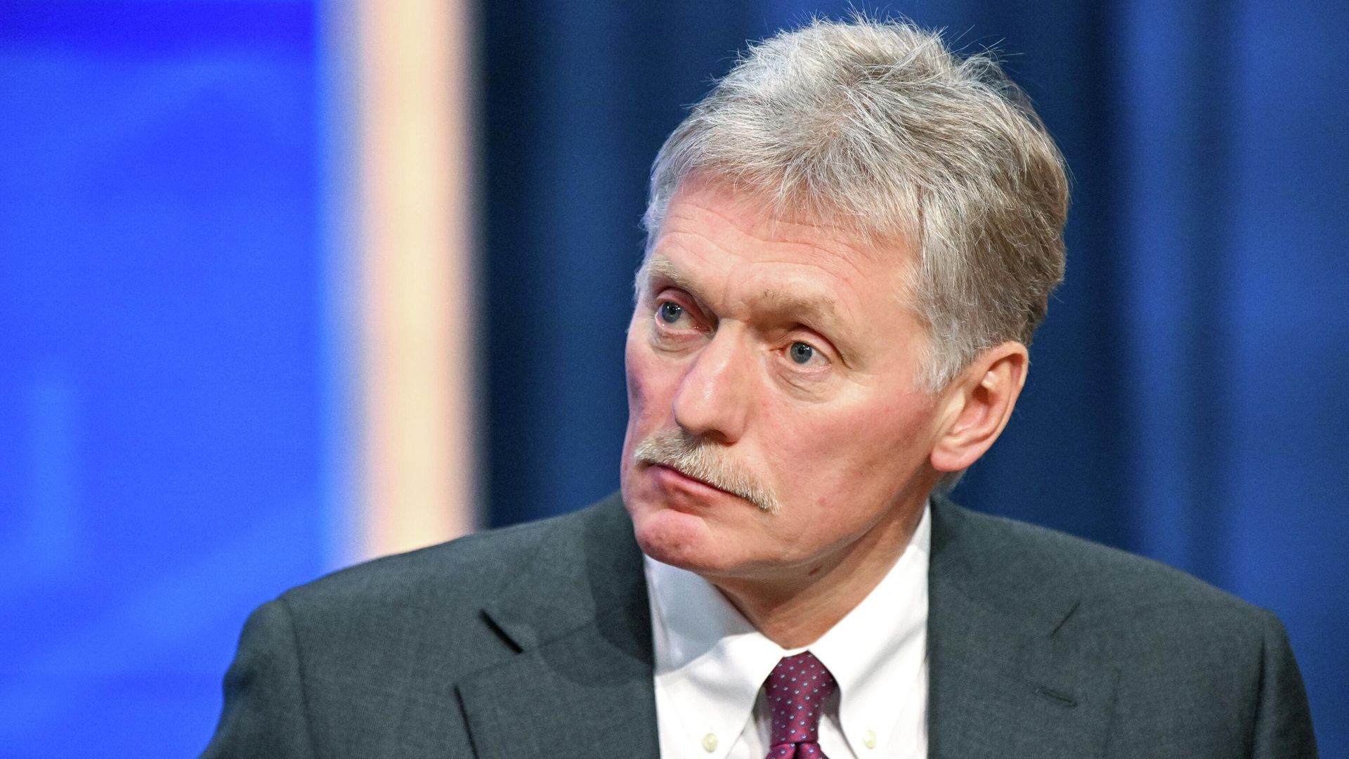 Пресс-секретарь президента России Дмитрий Песков Пресс-секретарь президента России Дмитрий Песков - РИА Новости, 1920, 27.04.2026