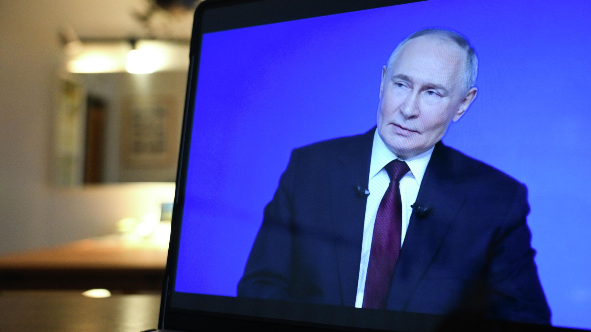 Трансляция специальной программы Итоги года с Владимиром Путиным Трансляция специальной программы Итоги года с Владимиром Путиным - РИА Новости, 1920, 19.12.2025