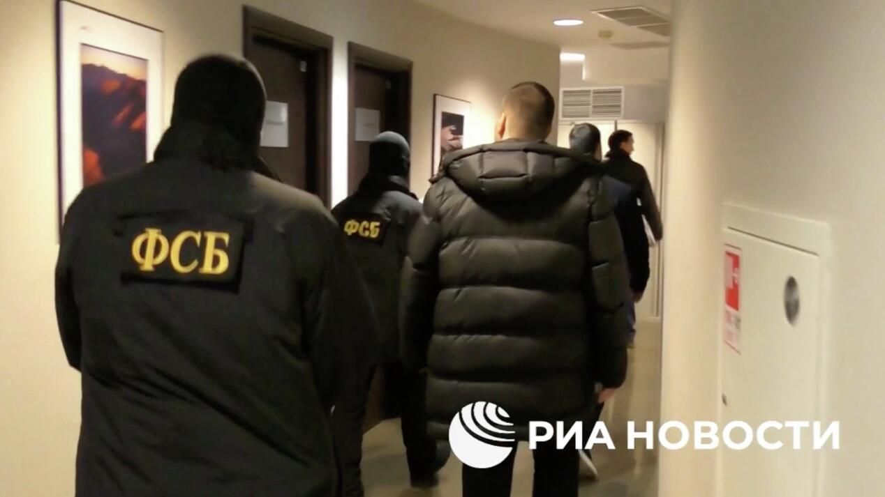 Силовики задержали топ-менеджера КАВКАЗ. РФ за получение взятки Силовики задержали топ-менеджера КАВКАЗ. РФ за получение взятки - РИА Новости, 1920, 22.12.2025