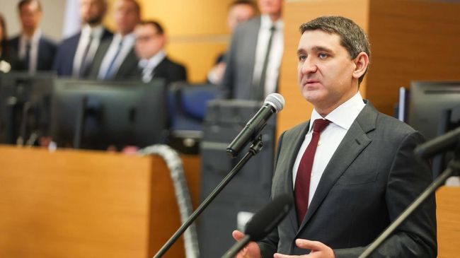 Генеральный директор, председатель правления ПАО Россети Андрей Рюмин