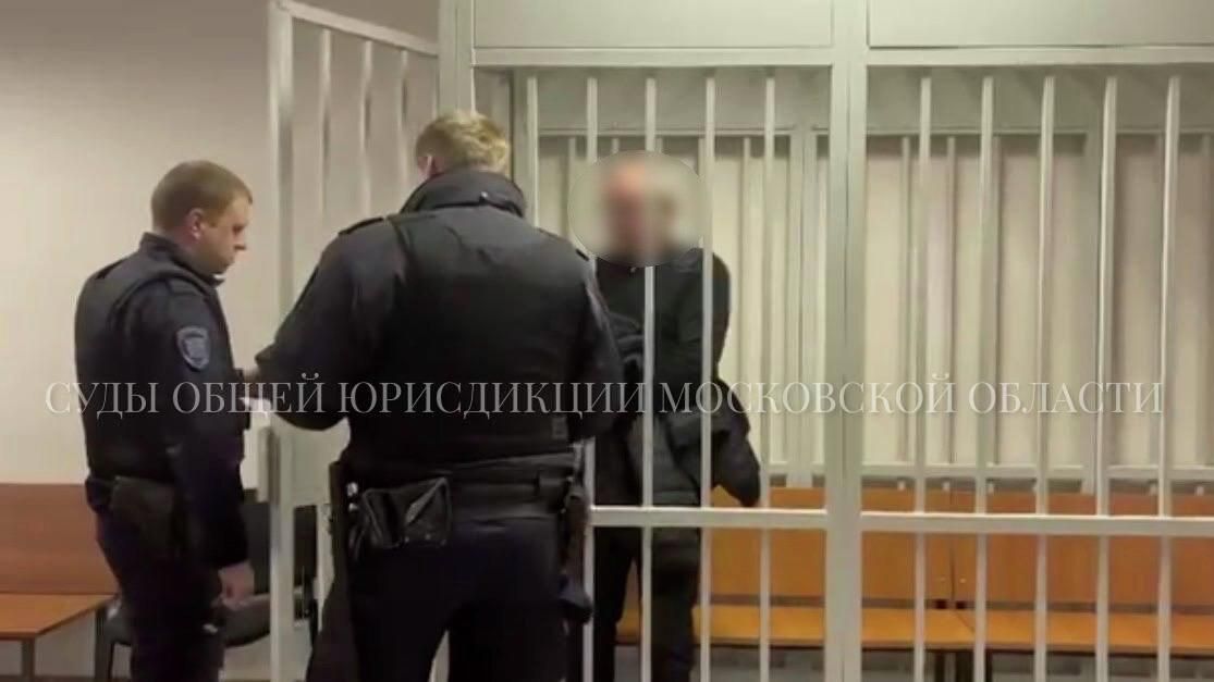 Замгендиректора ЗАО Проминвест Андрей Горбенко в Лобненском городском суде Подмосковья - РИА Новости, 1920, 22.12.2025