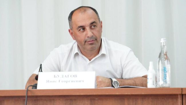 Глава Крымского городского поселения Янис Будагов