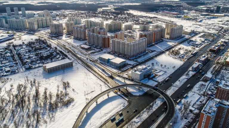 Новая эстакада через Варшавское шоссе со съездом на улицу Маршала Савицкого в Щербинке Новая эстакада через Варшавское шоссе со съездом на улицу Маршала Савицкого в Щербинке