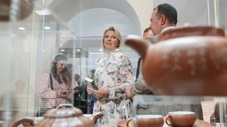 Официальный представитель МИД РФ Мария Захарова представила в Музее Востока собственную коллекцию китайских чайников Официальный представитель МИД РФ Мария Захарова представила в Музее Востока собственную коллекцию китайских чайников