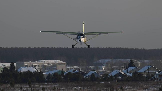 Самолет Байкал совершил первый полет с российским двигателем ВК-800 и отечественным винтом АВ-901