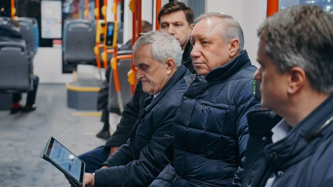 Беглов открыл первую очередь новой трамвайной линии Славянка в Петербурге