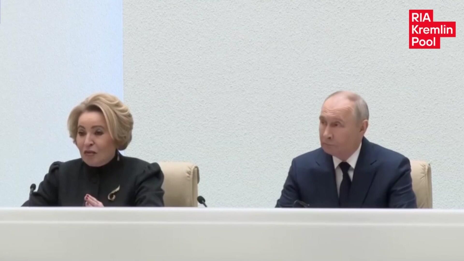 Путин в Совете Федерации, где проходит пленарное заседание Путин в Совете Федерации, где проходит пленарное заседание - РИА Новости, 1920, 24.12.2025