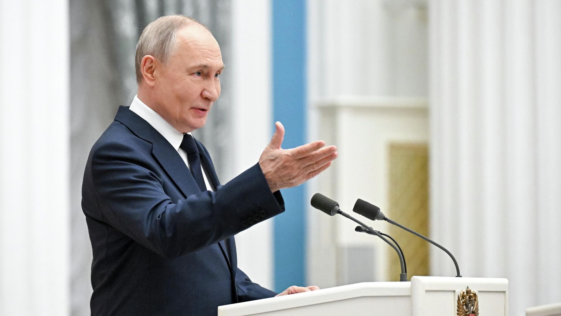 Президент РФ Владимир Путин на церемонии вручения государственных наград в Кремле. 24 декабря 2025 Президент РФ Владимир Путин на церемонии вручения государственных наград в Кремле. 24 декабря 2025 - РИА Новости, 1920, 24.12.2025