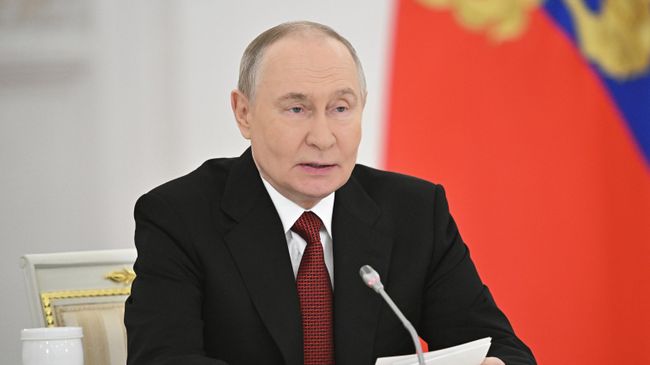Президент РФ Владимир Путин проводит заседание Государственного совета по вопросам подготовки кадров