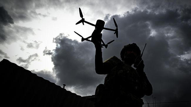 Боевая работа операторов БПЛА в зоне СВО