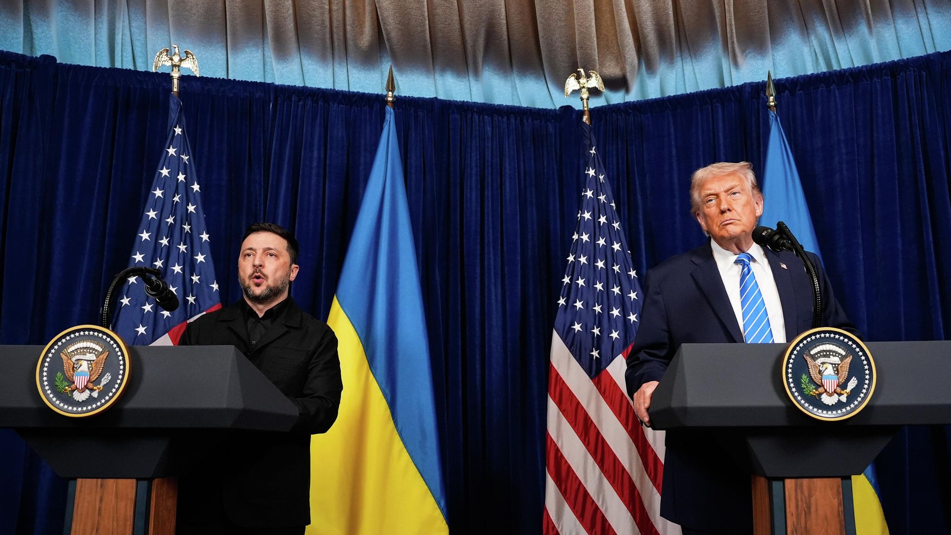 Дональд Трамп и Владимир Зеленский Дональд Трамп и Владимир Зеленский - РИА Новости, 1920, 23.03.2026