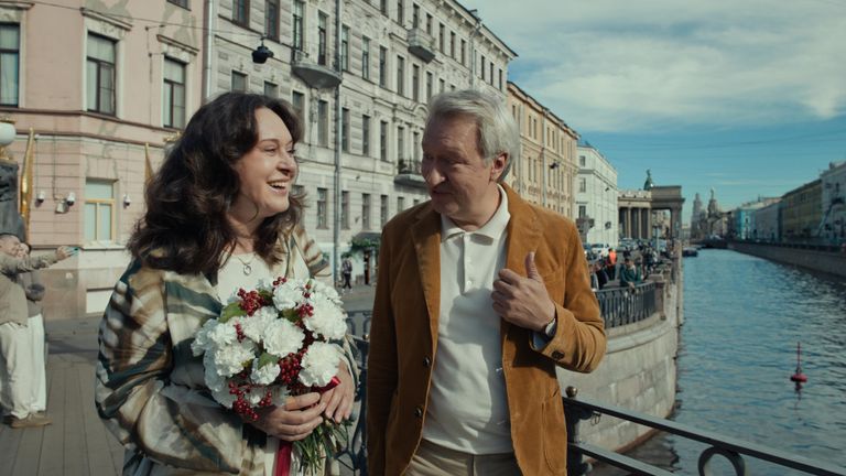 Кадр из второго сезона сериала Секс. До и после
