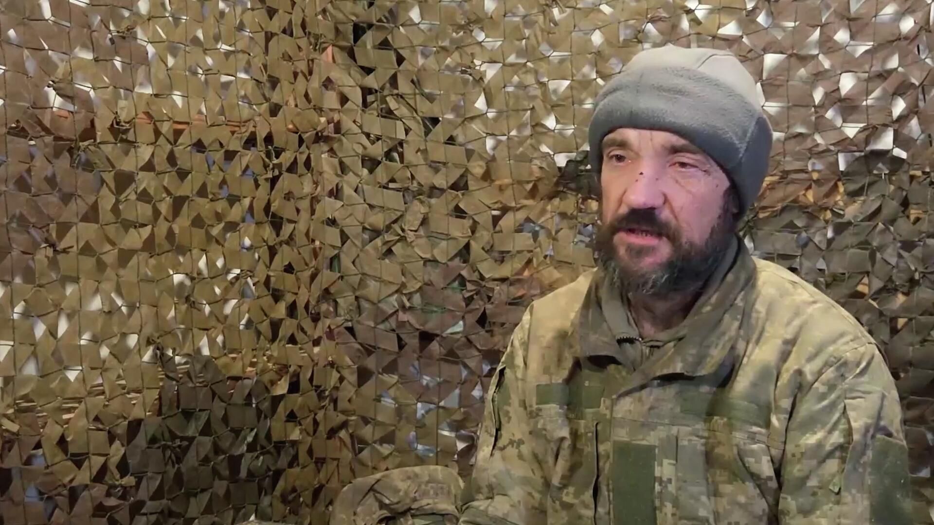 Пленный украинец рассказал, что три дня шел в Купянск, чтобы сняться в фотосессии Пленный украинец рассказал, что три дня шел в Купянск, чтобы сняться в фотосессии - РИА Новости, 1920, 29.12.2025