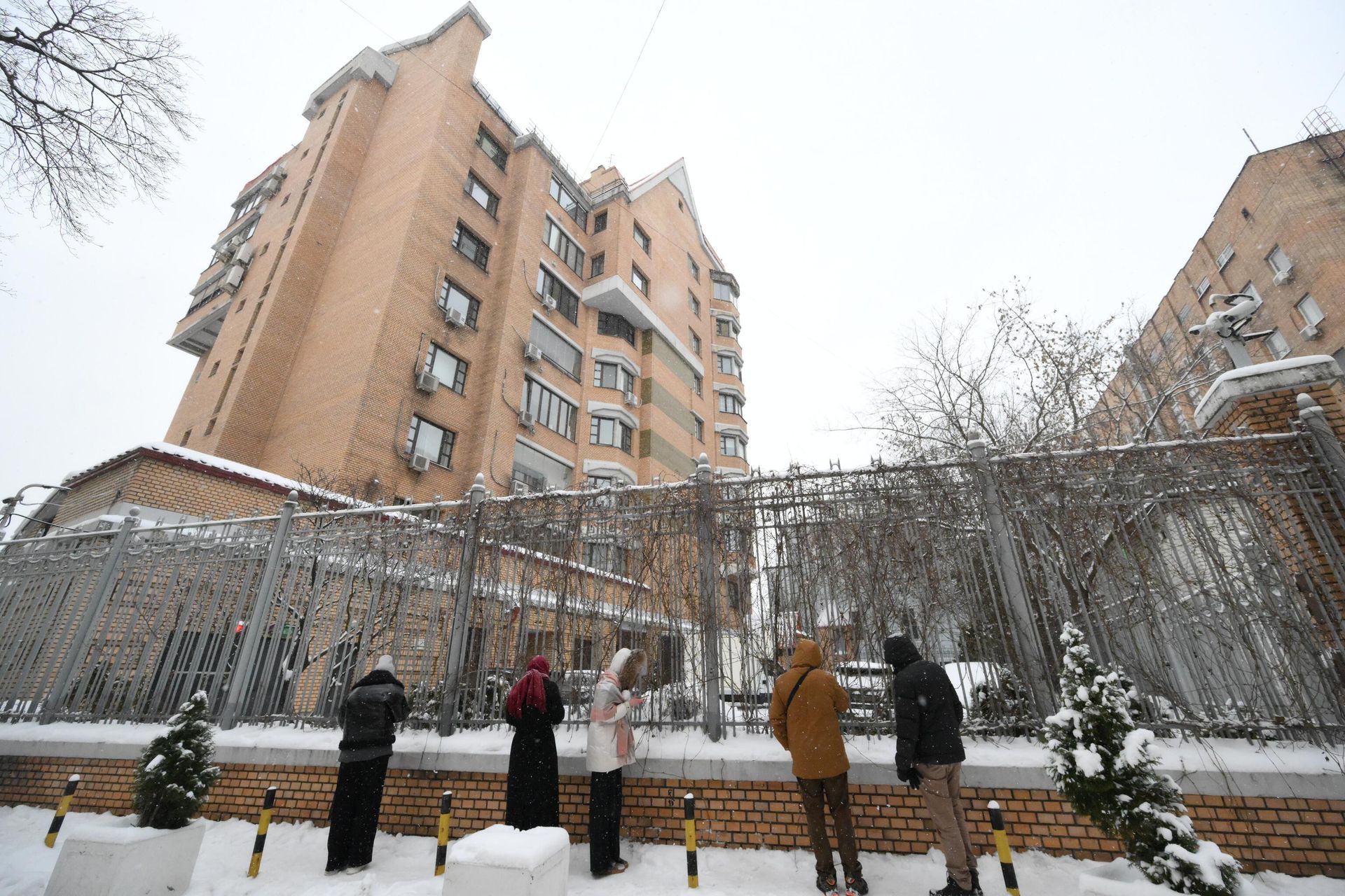 Дом в Хамовническом районе Москвы, где находится квартира, которую певица Лариса Долина продала Полине Лурье - РИА Новости, 1920, 12.01.2026