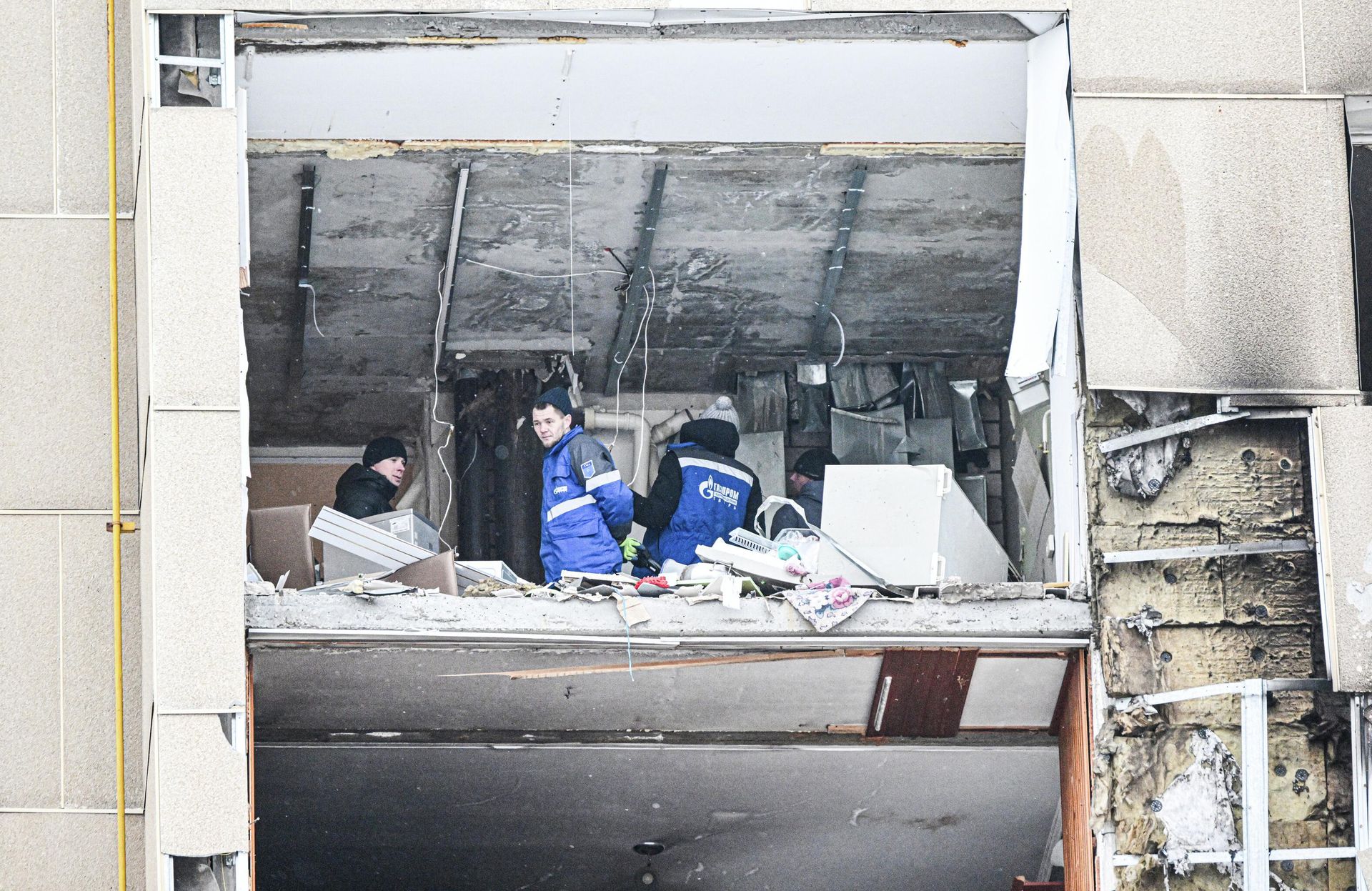 Разрушения в многоквартирном доме в Твери Разрушения в многоквартирном доме в Твери - РИА Новости, 1920, 06.01.2026