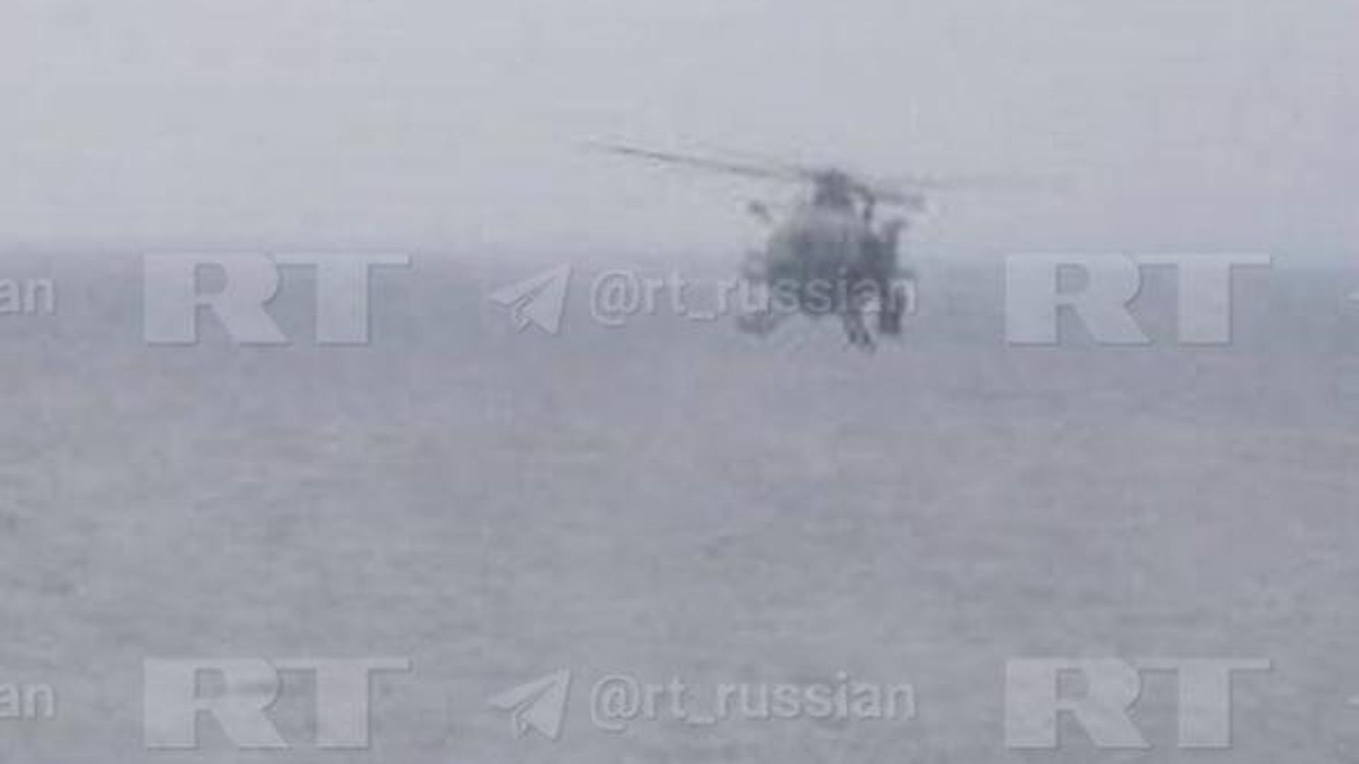 На борт танкера Маринера, преследуемого береговой охраной США, пытается высадиться десант - РИА Новости, 1920, 07.01.2026