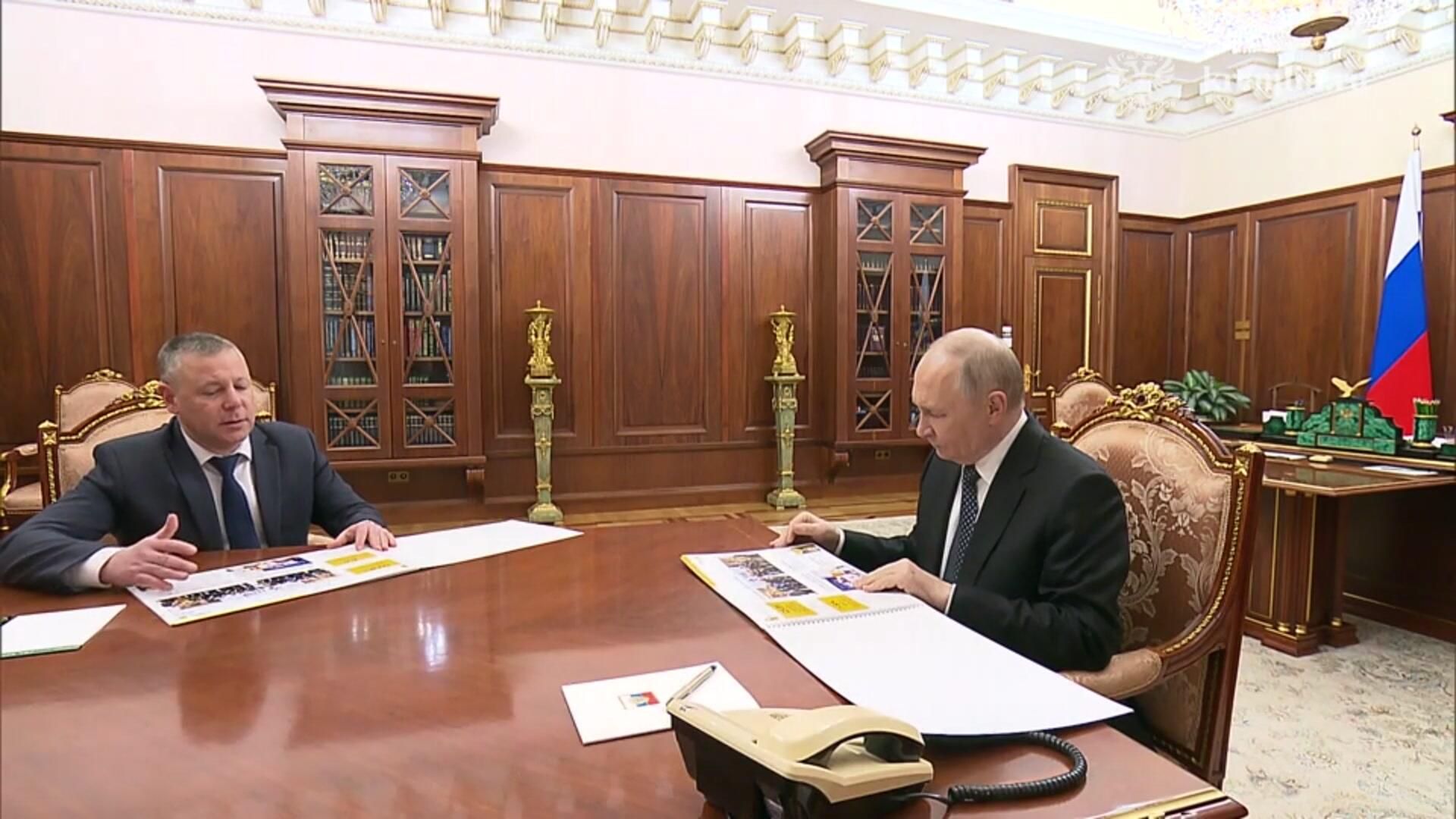 Встреча Владимира Путина с губернатором Ярославской области Евраевым - РИА Новости, 1920, 13.01.2026