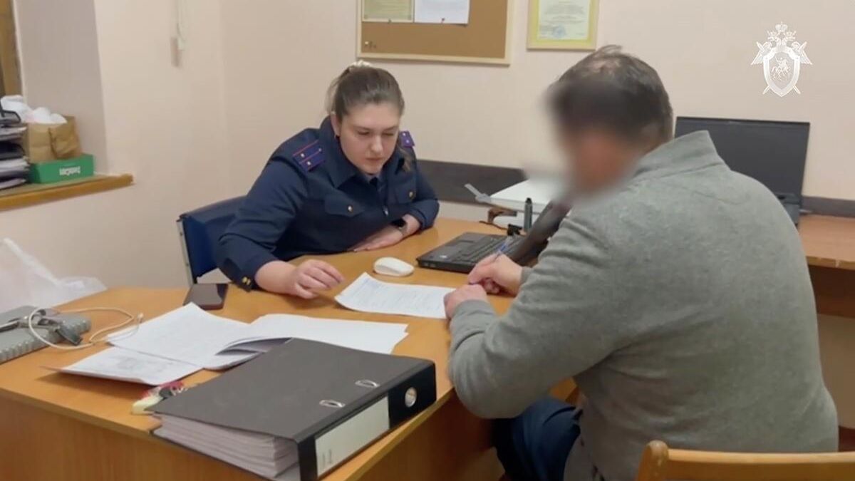 Задержанный главврач Новокузнецкой городской больницы №1 Виталий Херасков  - РИА Новости, 1920, 15.01.2026