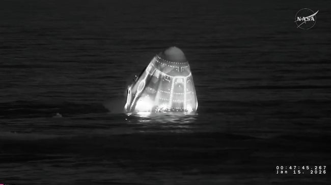  Корабль Crew Dragon с экипажем миссии Crew-11 приводнился в Калифорнии