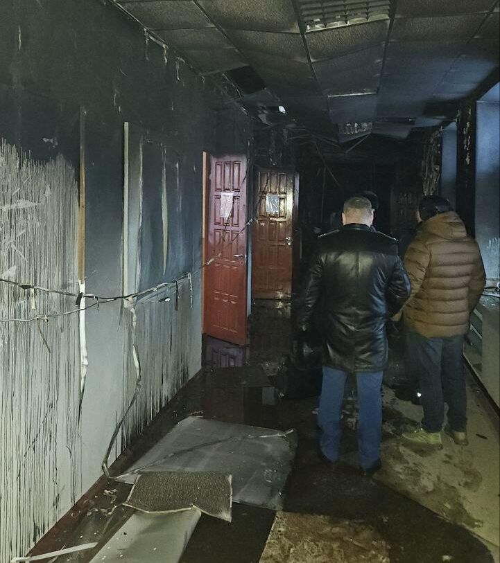 Последствия взрыва в здании центра профессиональной подготовки МВД в Сыктывкаре Последствия взрыва в здании центра профессиональной подготовки МВД в Сыктывкаре - РИА Новости, 1920, 15.01.2026