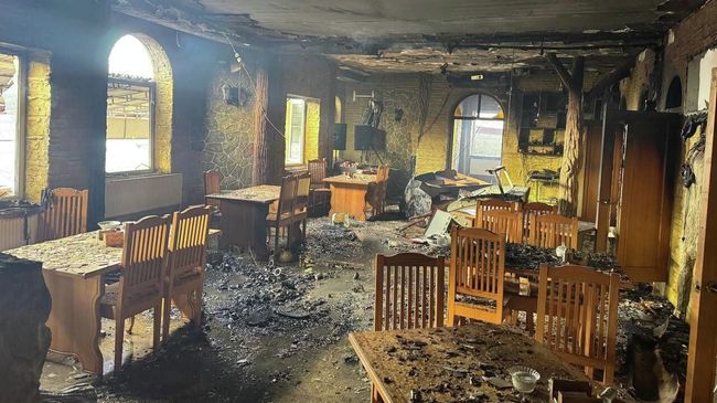 На месте пожара в кафе в Кочубеевском округе Ставропольского края