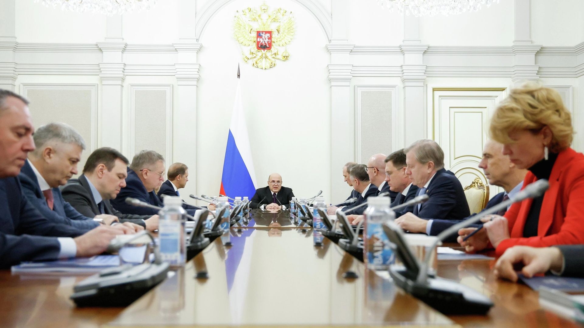 Председатель правительства РФ Михаил Мишустин проводит совещание с вице-премьерами РФ. 19 января 2026 Председатель правительства РФ Михаил Мишустин проводит совещание с вице-премьерами РФ. 19 января 2026 - РИА Новости, 1920, 19.01.2026