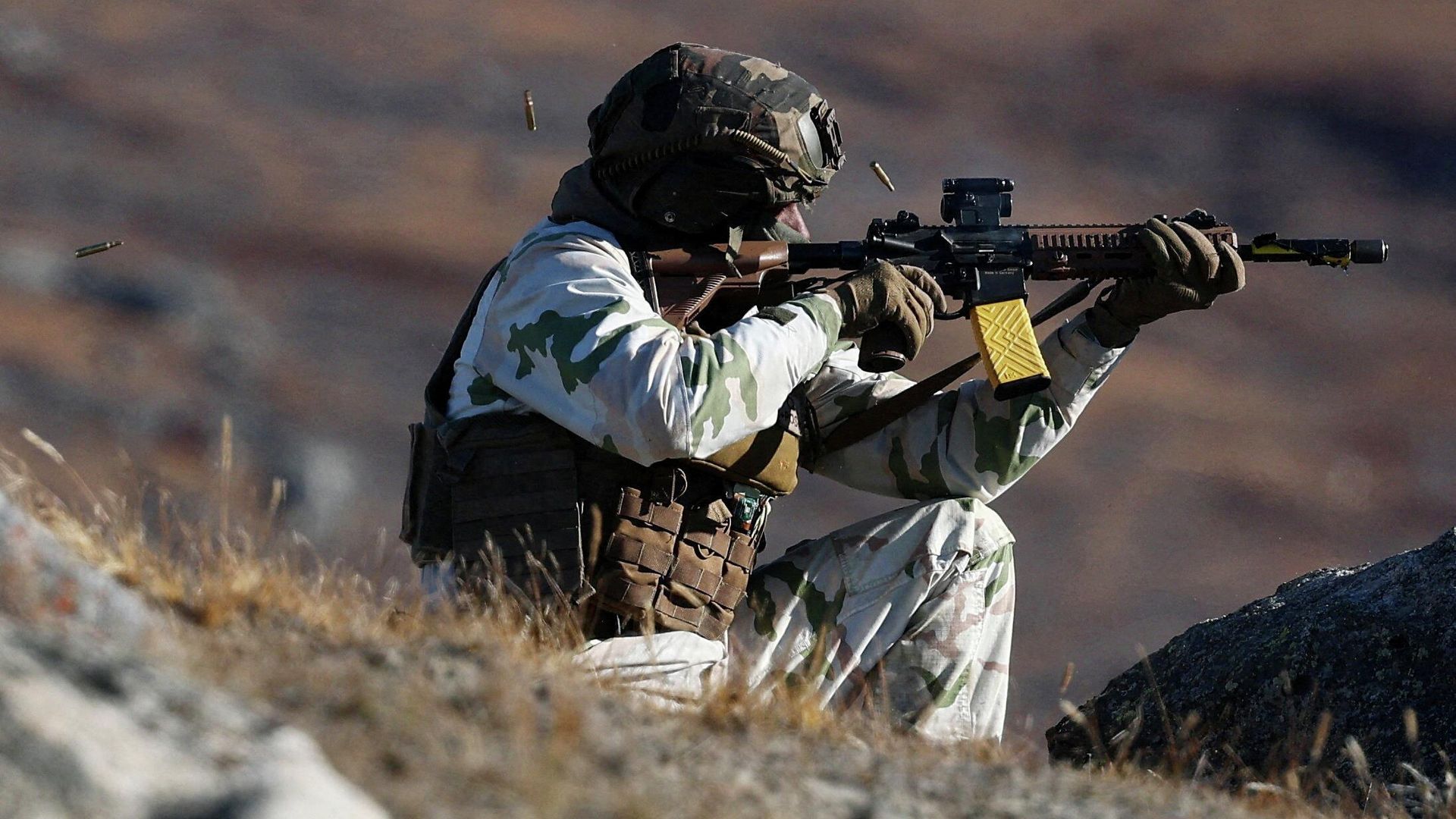 Французский военный во время учений в Гренландии Французский военный во время учений в Гренландии - РИА Новости, 1920, 21.01.2026