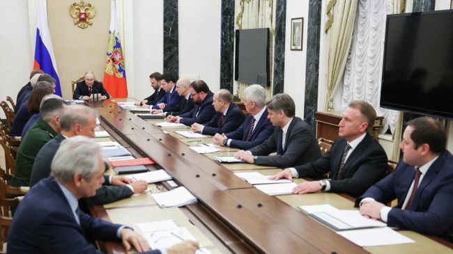 Президент РФ Владимир Путин проводит совещание по вопросам развития микроэлектроники. 22 января 2026