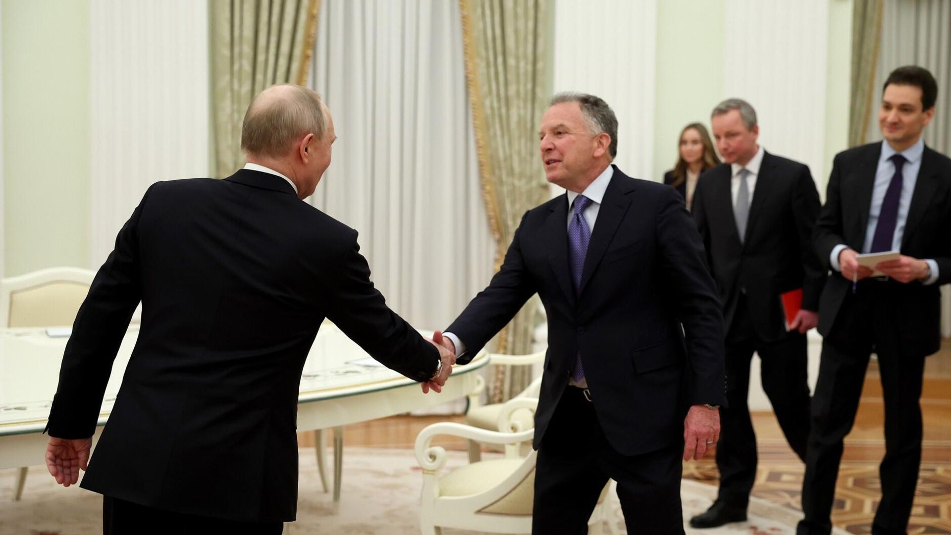 Президент РФ Владимир Путин и специальный посланник президента США Стивен Уиткофф во время встречи в Москве Президент РФ Владимир Путин и специальный посланник президента США Стивен Уиткофф во время встречи в Москве - РИА Новости, 1920, 24.01.2026
