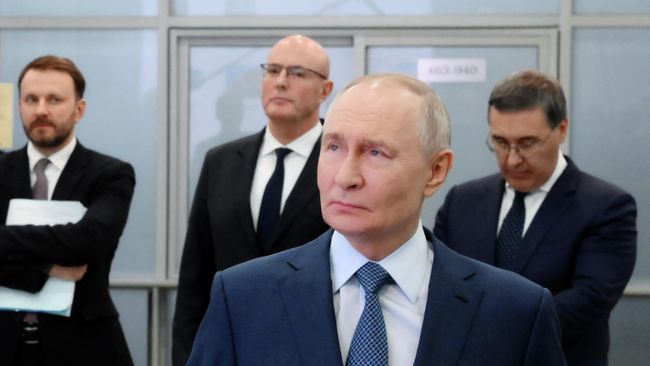 Президент РФ Владимир Путин посещает Московский физико-технический институт