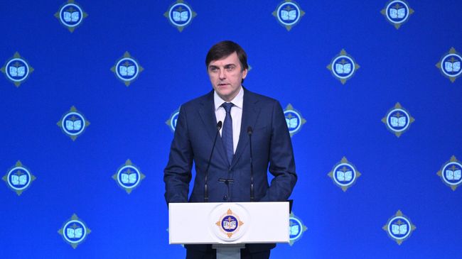 Министр просвещения РФ Сергей Кравцов