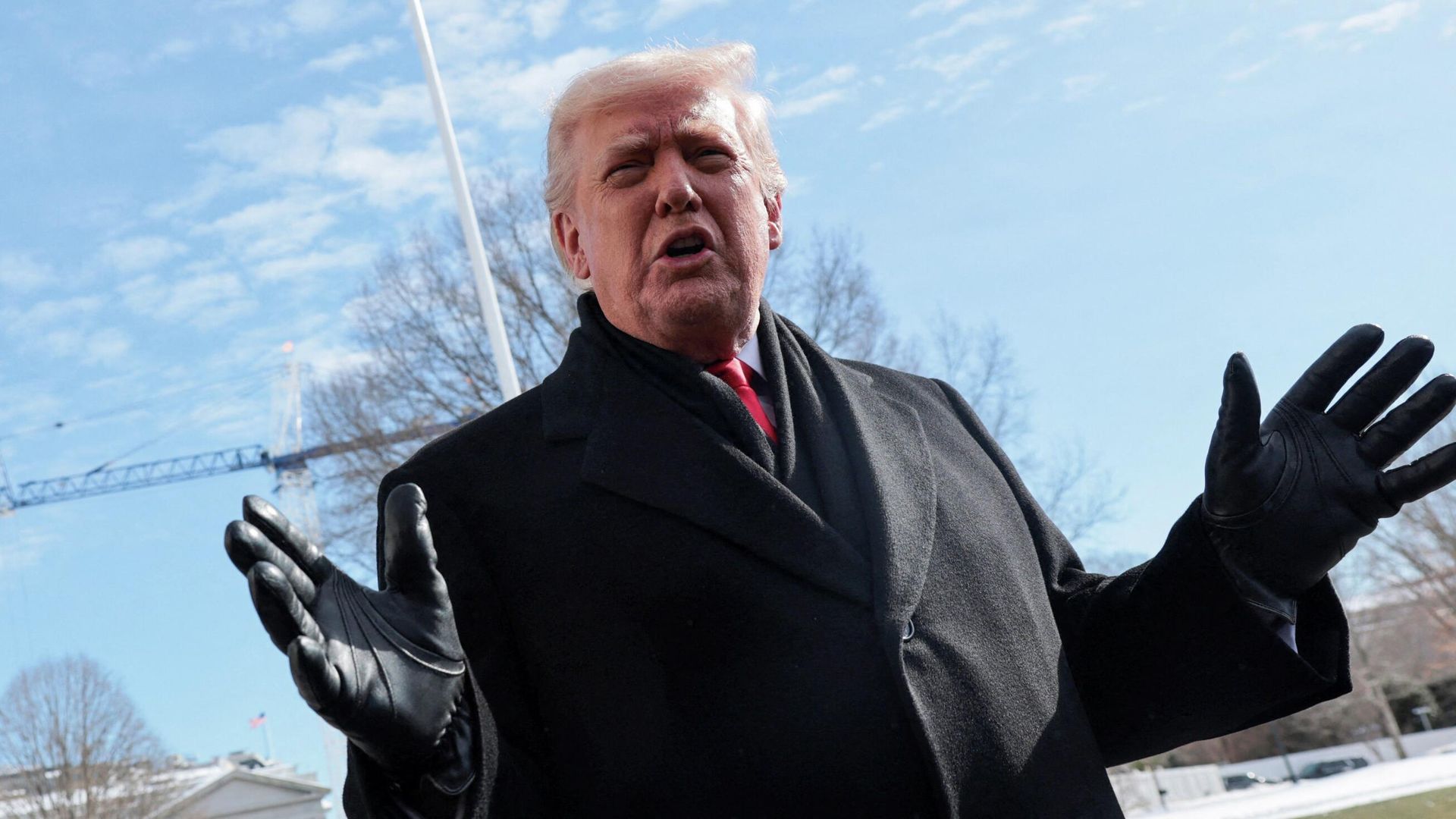 Президент США Дональд Трамп общается с представителями СМИ - РИА Новости, 1920, 28.01.2026