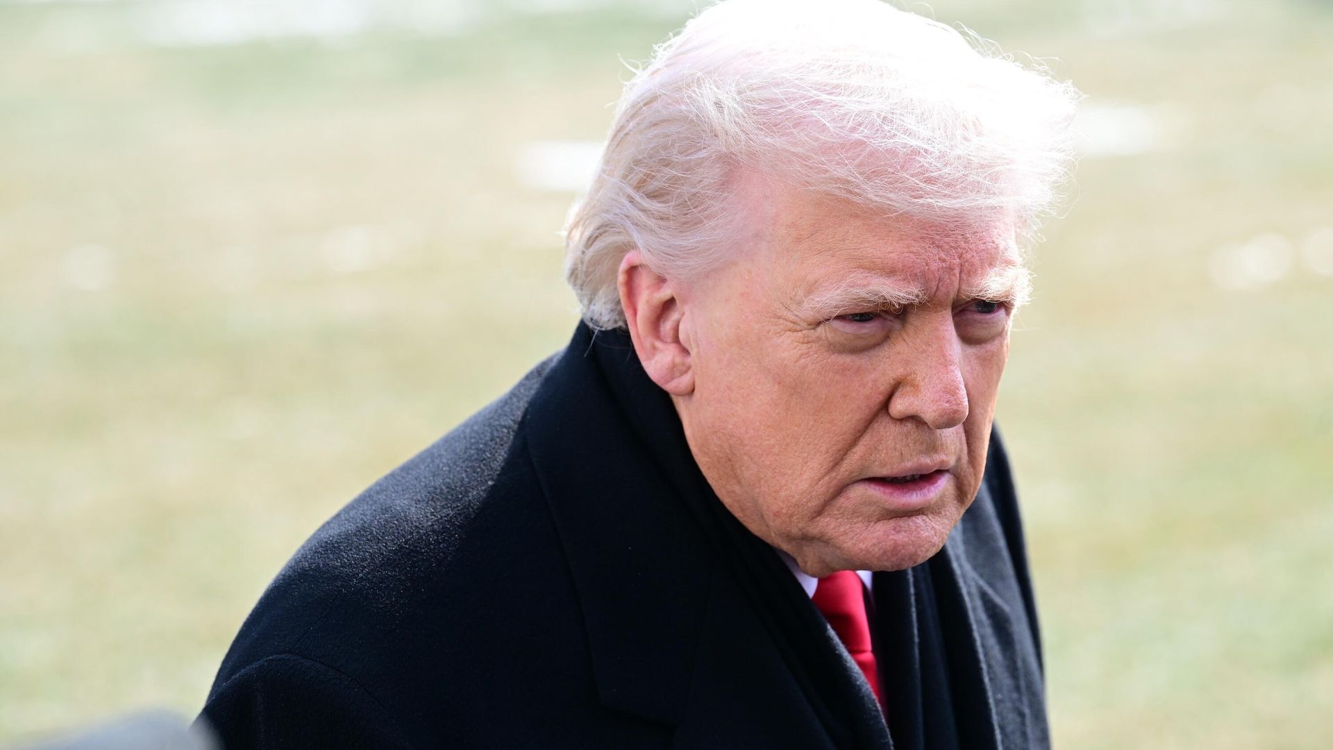 Президент США Дональд Трамп общается с представителями СМИ Президент США Дональд Трамп общается с представителями СМИ - РИА Новости, 1920, 27.01.2026