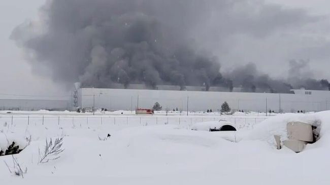 Пожар на бывшем заводе Volkswagen в Калуге